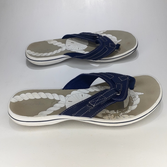 Clark Navy Leather Flip Flops Cushion Soles Sz11 - Picture 1 of 9